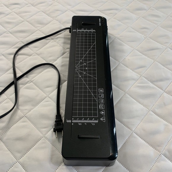 Laminator A3 Series Machine DL321C AC110-120V 60Hz 2.8A 330W Black 13" L - Picture 7 of 12